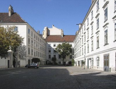 Heiligenkreuzerhof - Außenansicht